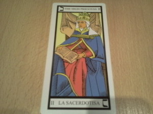 la sacerdotisa en un importante arcano del tarot