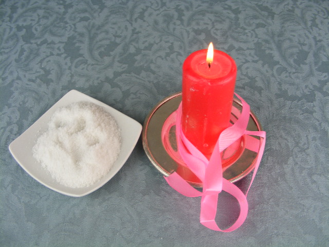 Hechizo con cinta rosa