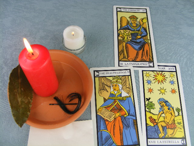 Amarre con velas